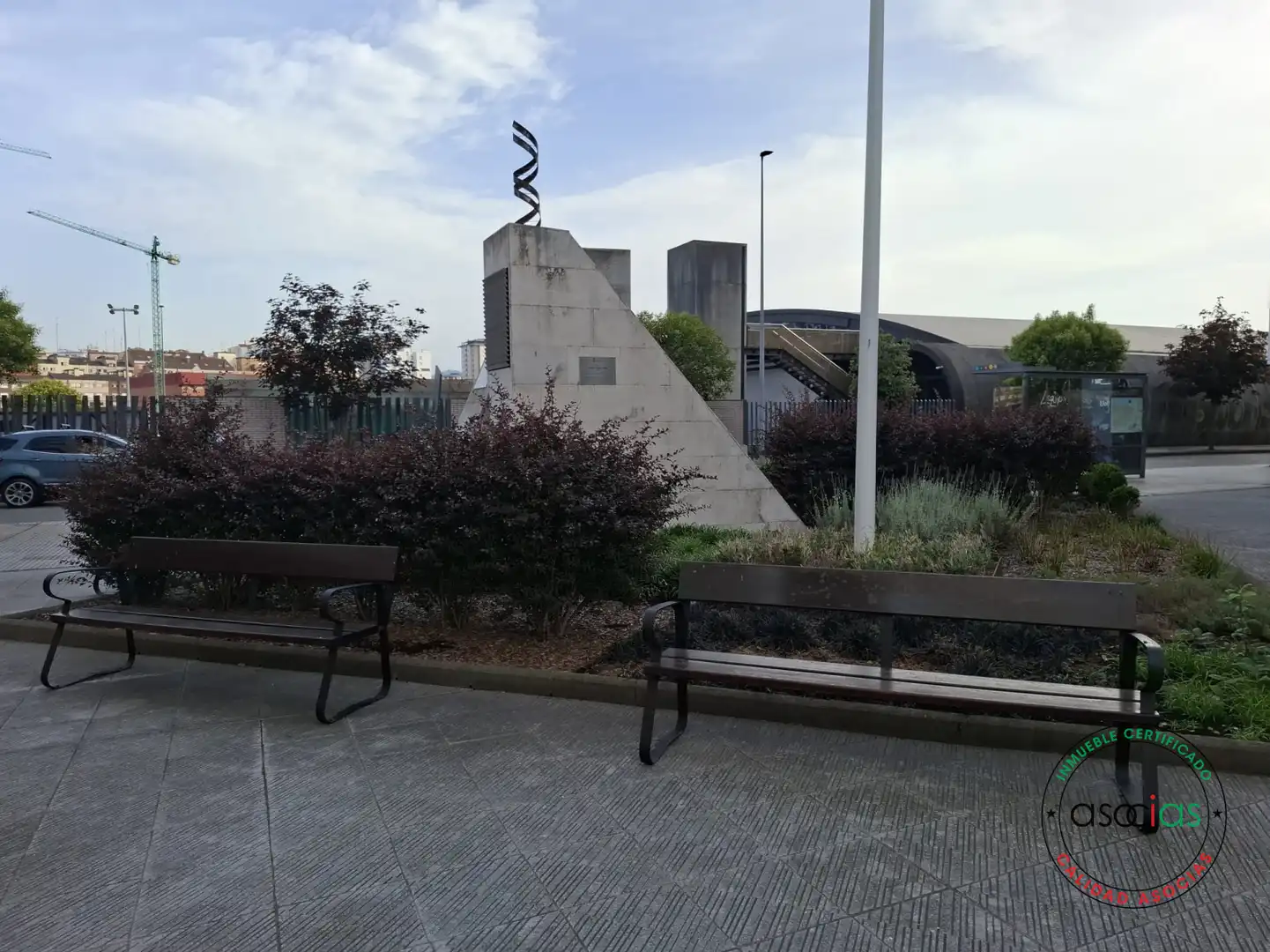 Außenansicht von Wohnung zum Verkauf in Gijón  mit Heizung, Terrasse und Abstellraum