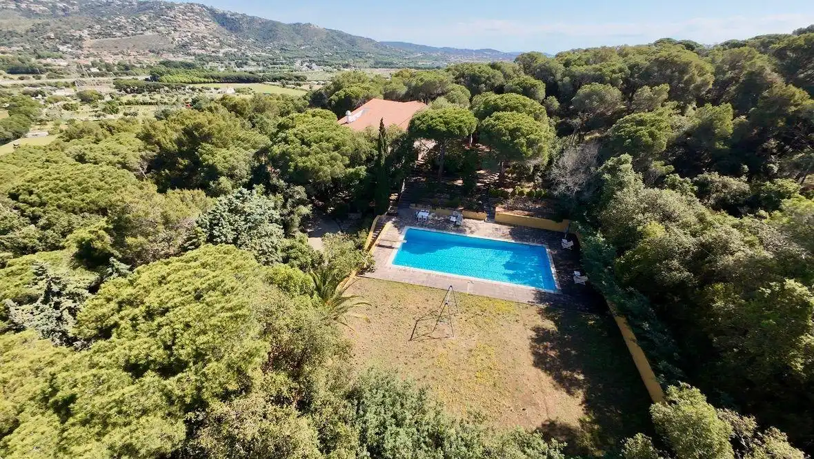 Jardín de Finca rústica en venta en Castell d'Aro, Platja d'Aro i s'Agaró con Aire acondicionado, Calefacción y Jardín privado