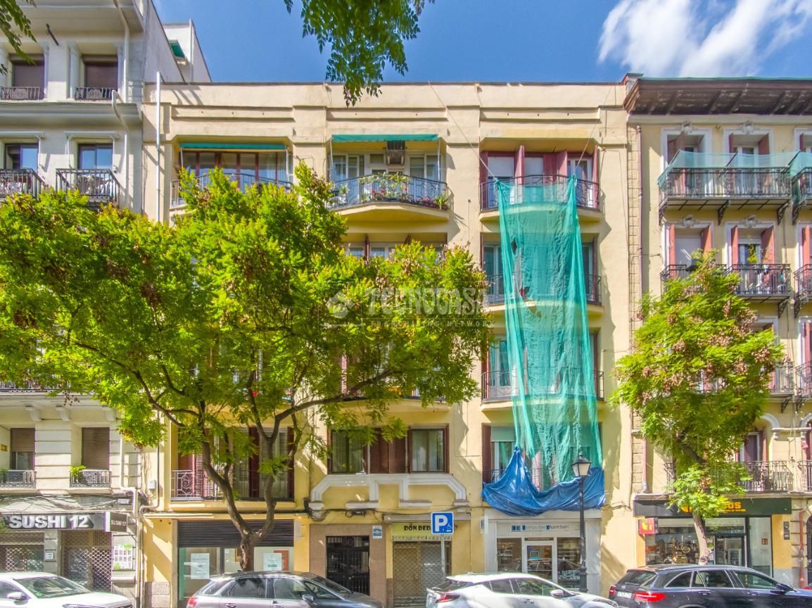 Vista exterior de Pis en venda en  Madrid Capital amb Calefacció