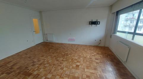 Foto 3 de Piso de alquiler en Rúa de Pizarro, Plaza España - Corte Inglés, Vigo