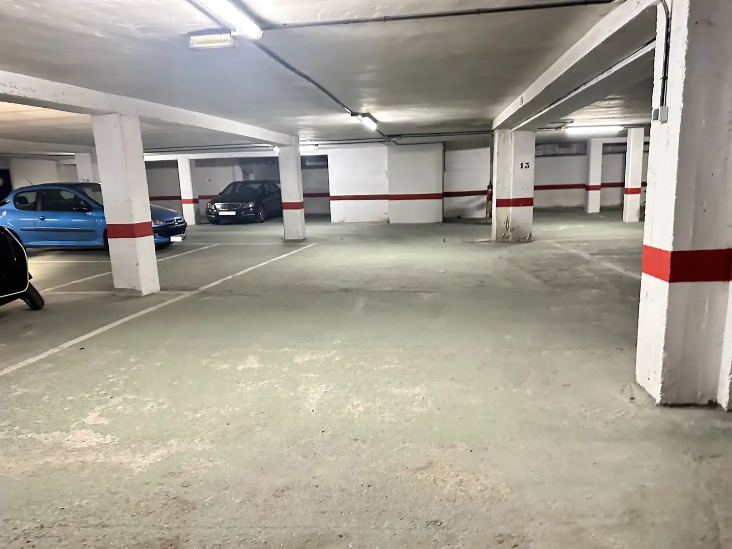 Garatge en venda a Avenida de Rosalía de Castro, Campus Sur - Santa Marta