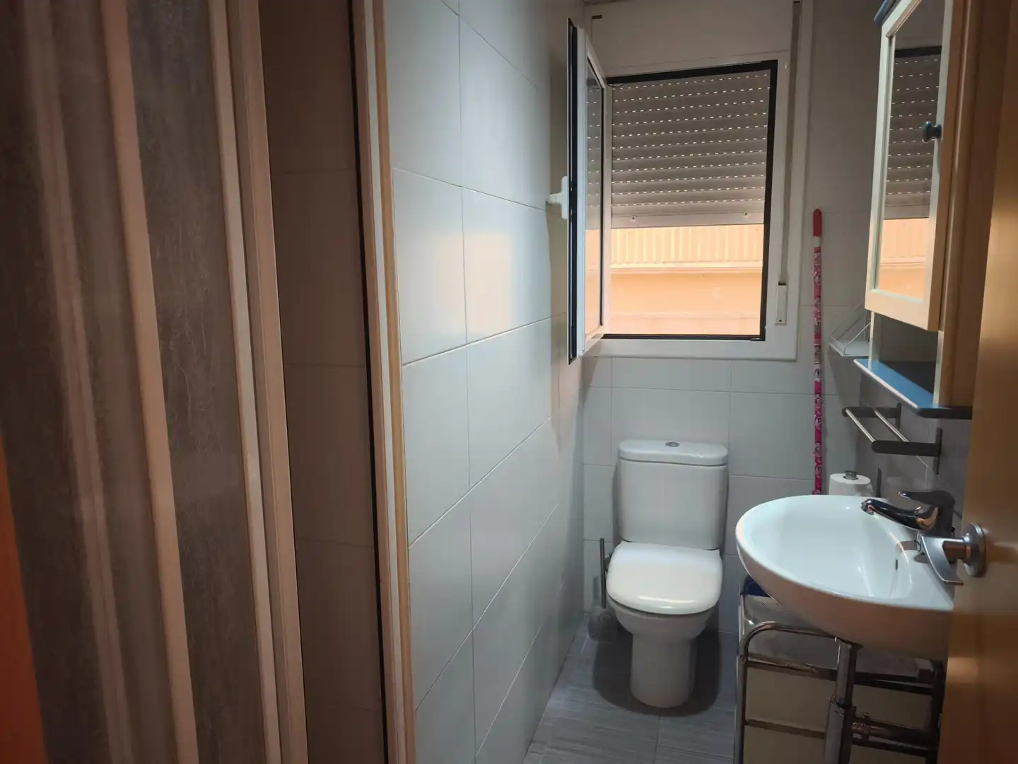 Baño de Piso en venta en La Ràpita con Aire acondicionado, Calefacción y Amueblado