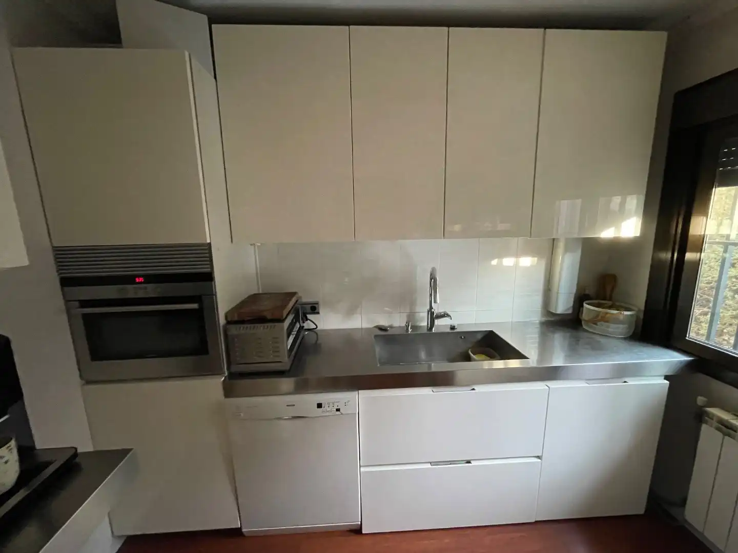 Cuina de Casa o xalet en venda en Navas del Rey amb Terrassa, Piscina i Balcó
