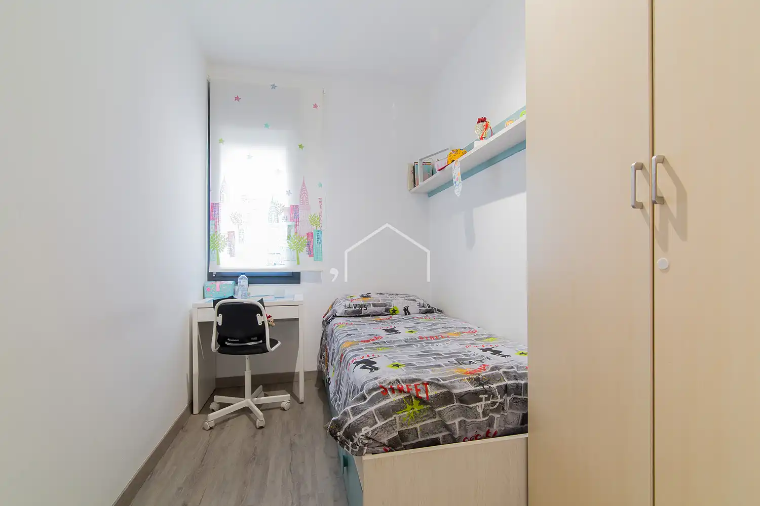 Bedroom of Flat for sale in Badalona  with Heating, Parquet flooring and Furnished
