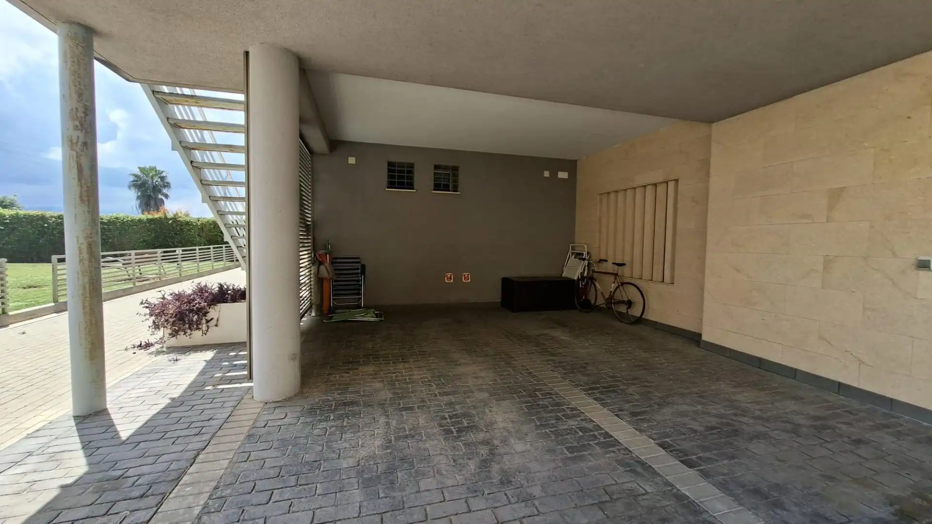 Parkplatz von Maisonette zum Verkauf in Daimús mit Klimaanlage, Heizung und Privatgarten