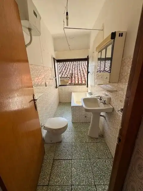 Bany de Casa o xalet en venda en Herguijuela de la Sierra amb Traster i Balcó