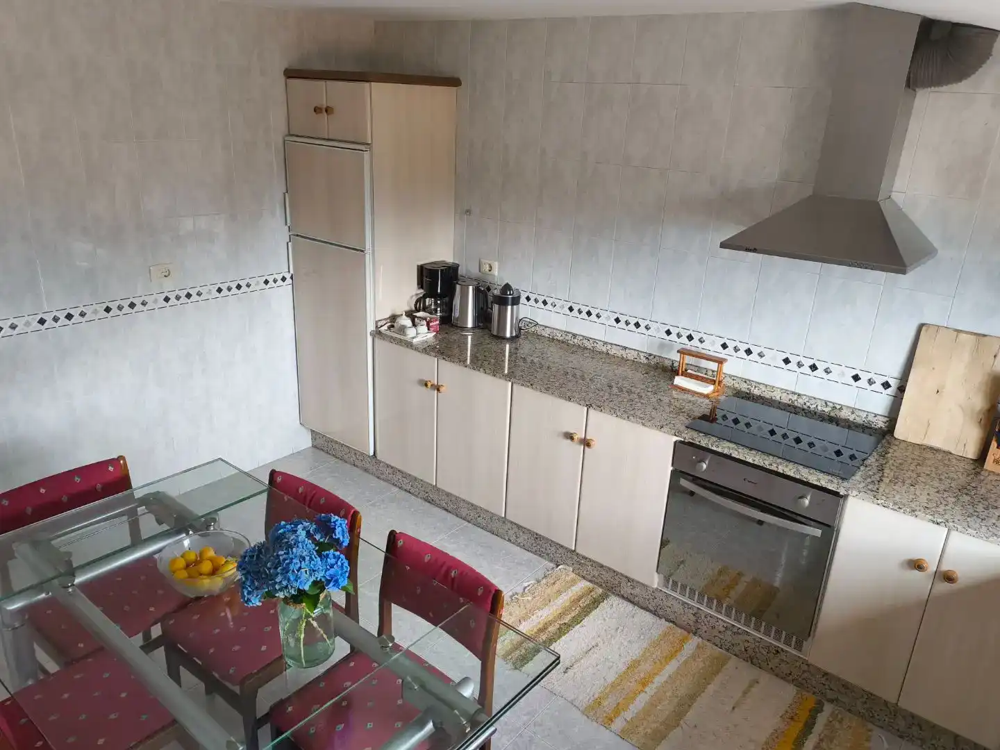 Küche von Wohnung zur Miete in Sanxenxo mit Möbliert und Balkon