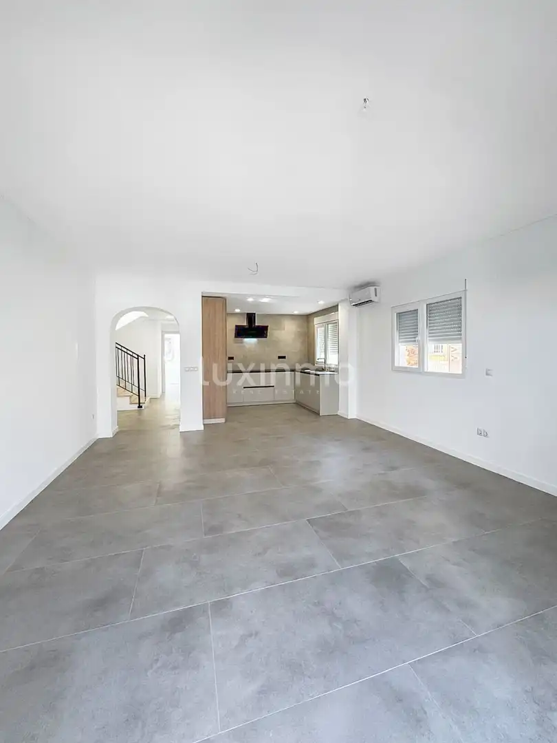 Villa mit Terrasse zum Verkauf in Pueblo Acantilado - Lanuza, imagen 11