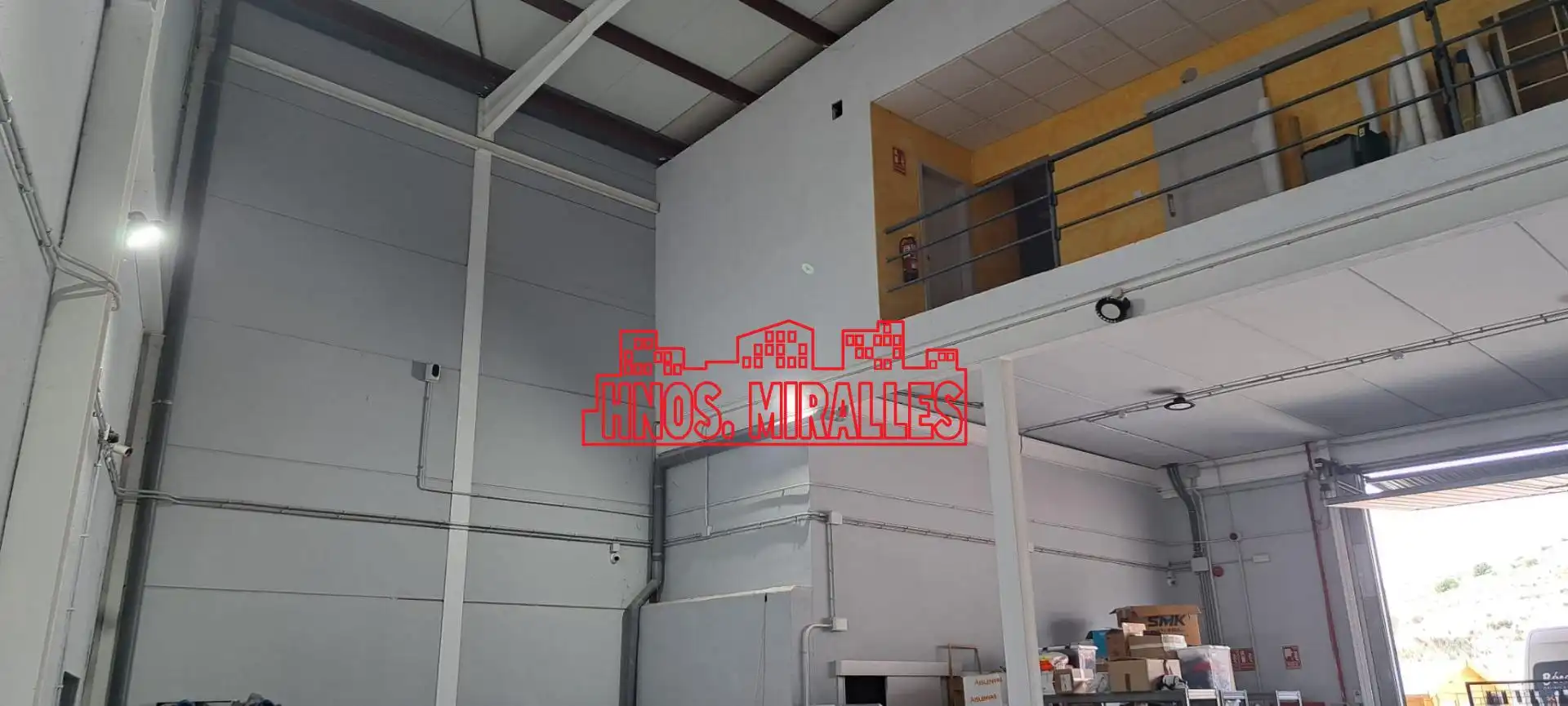 Nave industrial in vendita a Pedanías Este