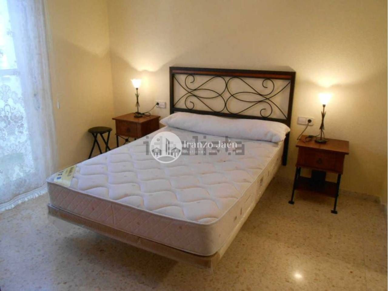 Bedroom of Apartment to rent in  Jaén Capital  with Air Conditioner, Furnished and Balcony