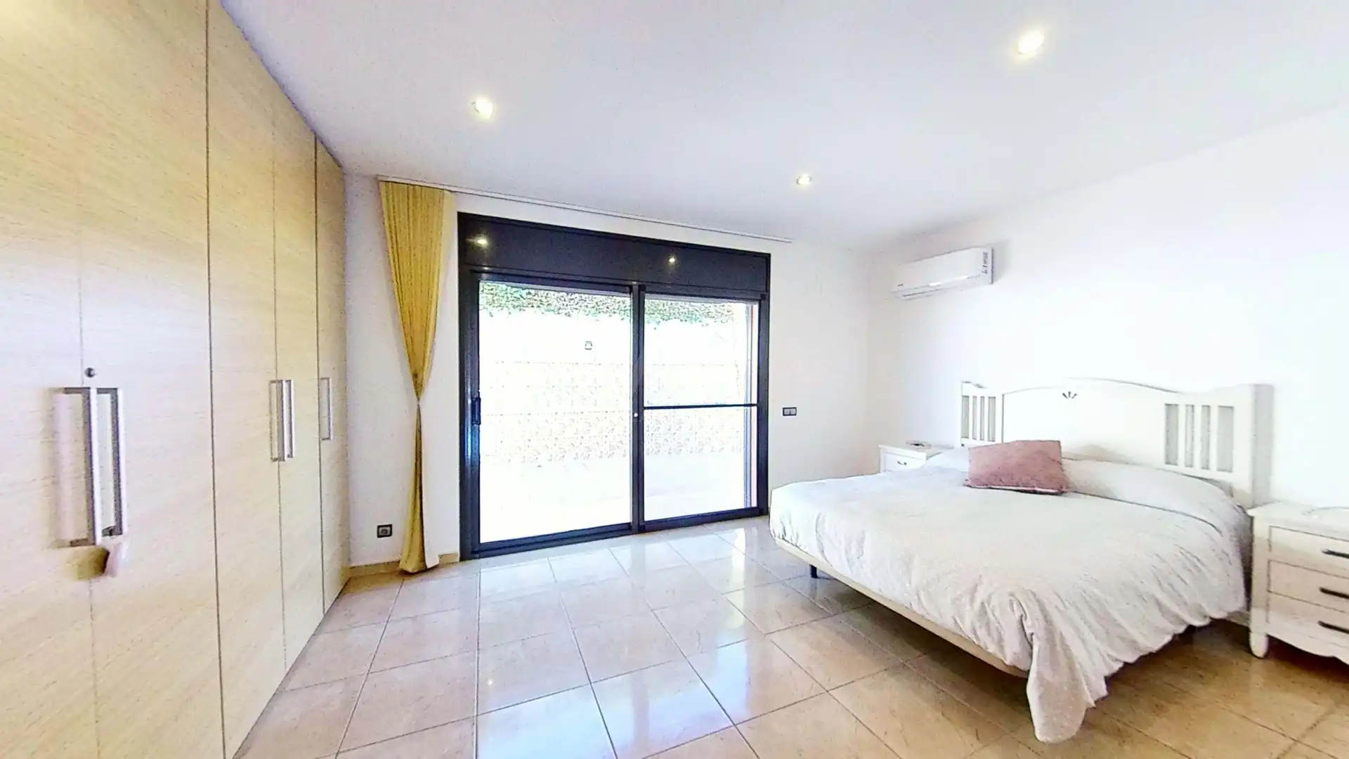 Habitación de Casa o chalet en venta en El Vendrell con Aire acondicionado, Calefacción y Terraza