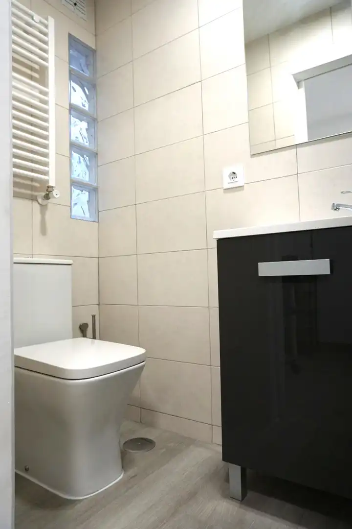 Room in Calle CAPITAN MENDEZ VIGO, 50, Santo Tomás