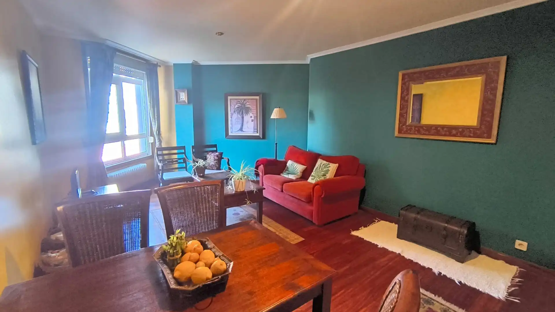 Sala d'estar de Pis de lloguer en Pontevedra Capital  amb Calefacció, Parquet i Moblat