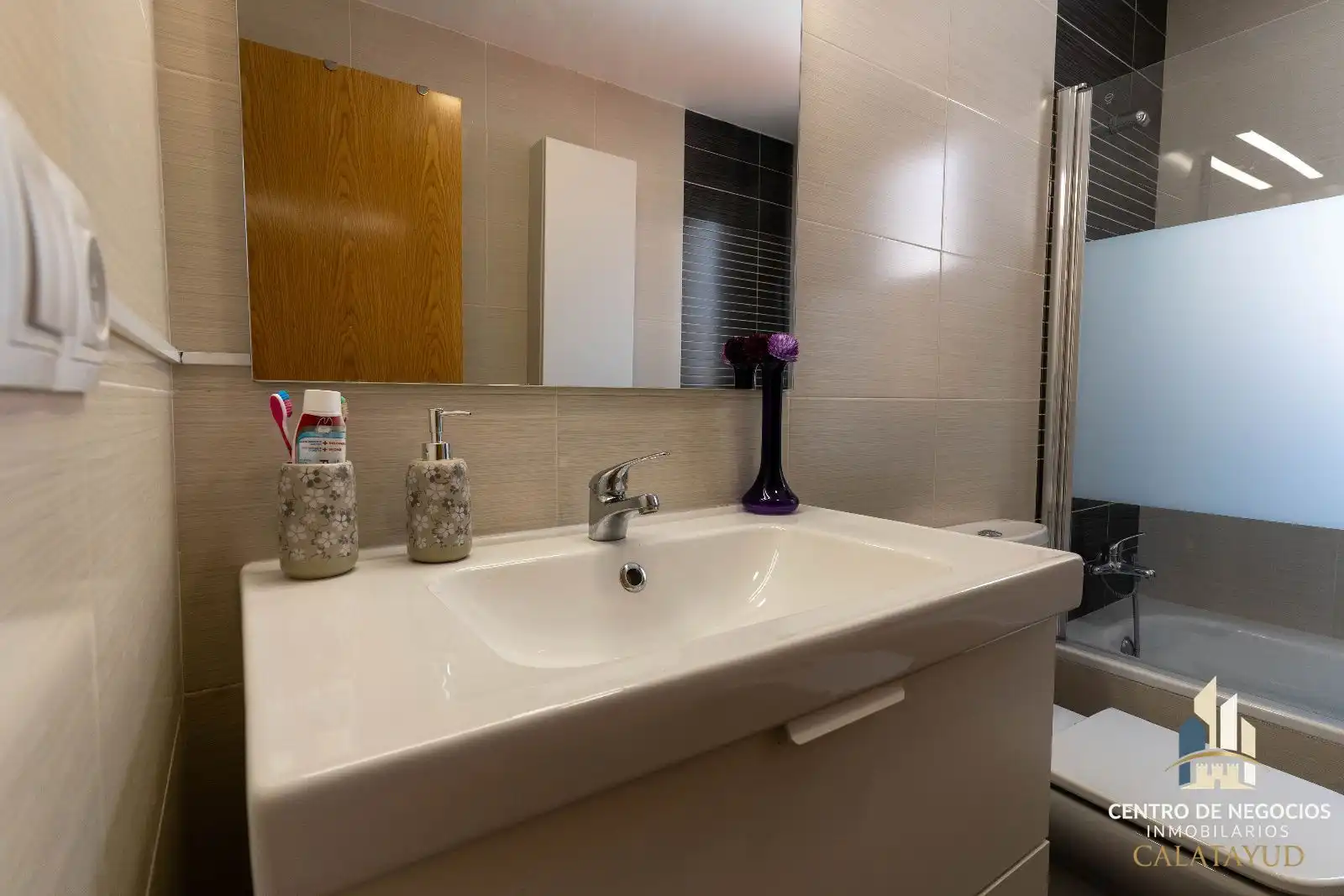 Badezimmer von Wohnung zum Verkauf in Calatayud mit Heizung, Parkett und Terrasse