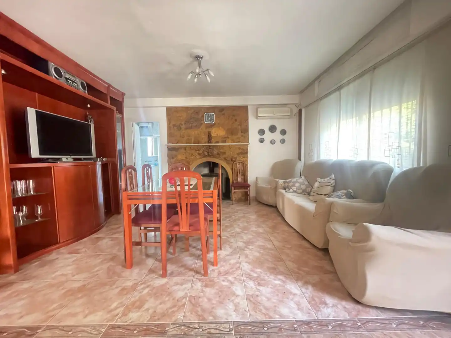 Sala de estar de Casa o chalet en venta en Pedralba con Jardín privado, Terraza y Piscina