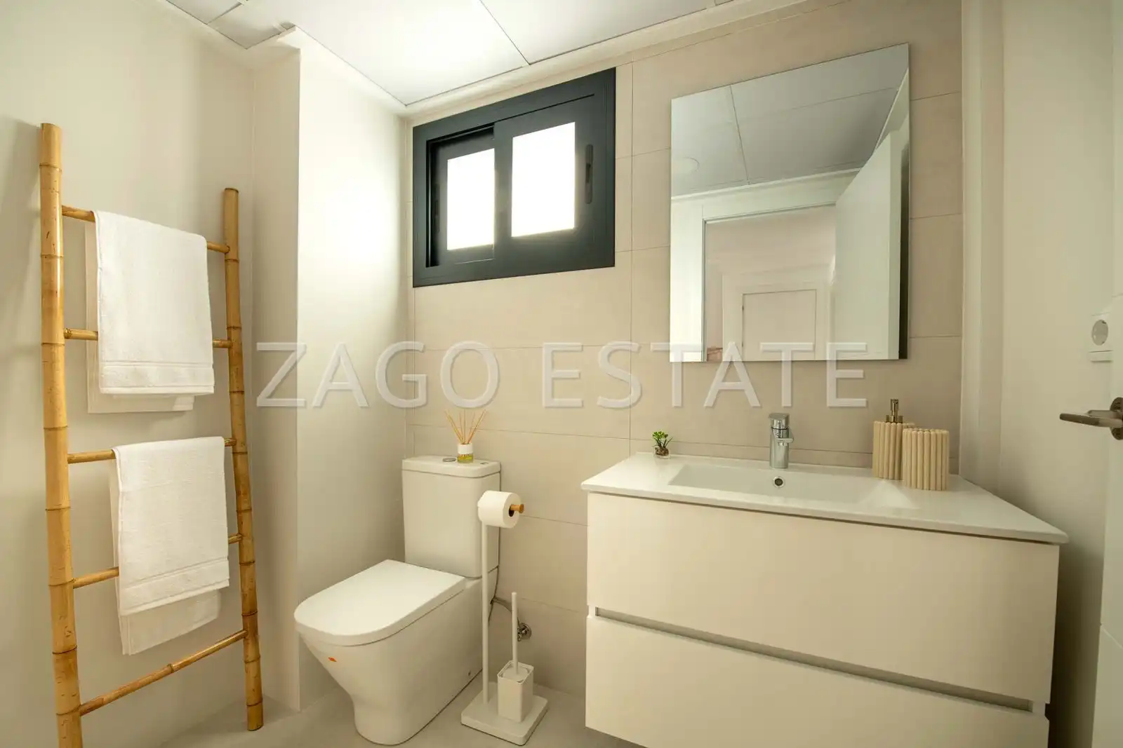 Terraced house with pool for sale in Cox, imagen 10