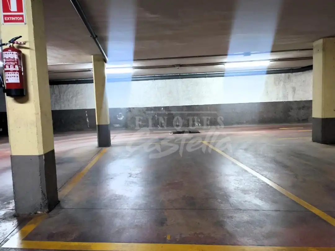 Parkplatz von Garage zur Miete in Mataró