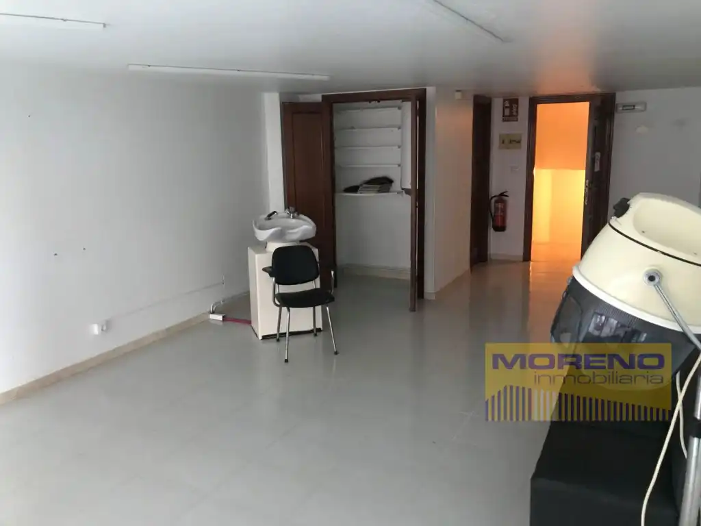 Oficina en venta en Sarria
