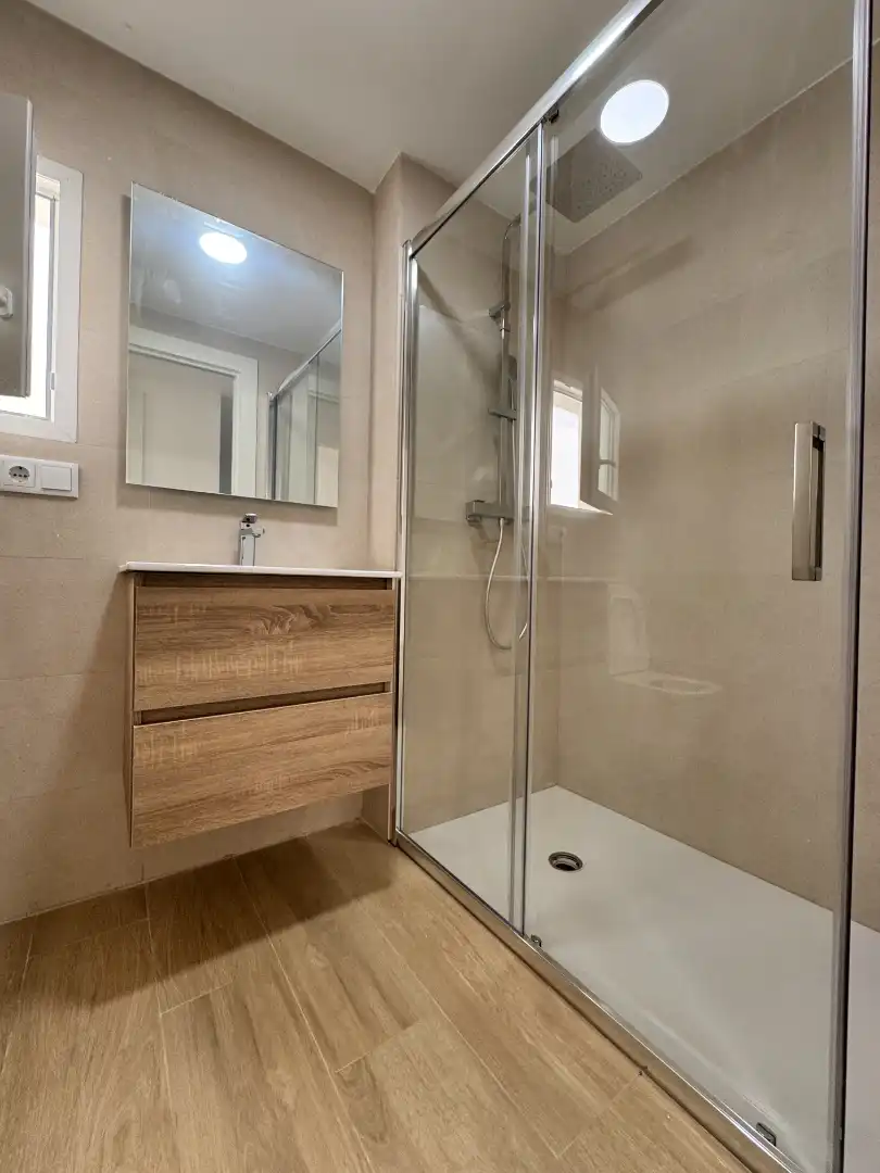 Piso con ascensor en venta en Carrer Concepción Arenal 101, imagen 14