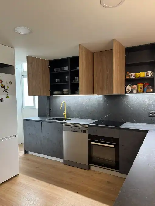 Piso con ascensor en venta en Yecla, imagen 4