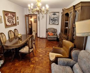 Sala d'estar de Pis en venda en Burgos Capital amb Traster i Moblat