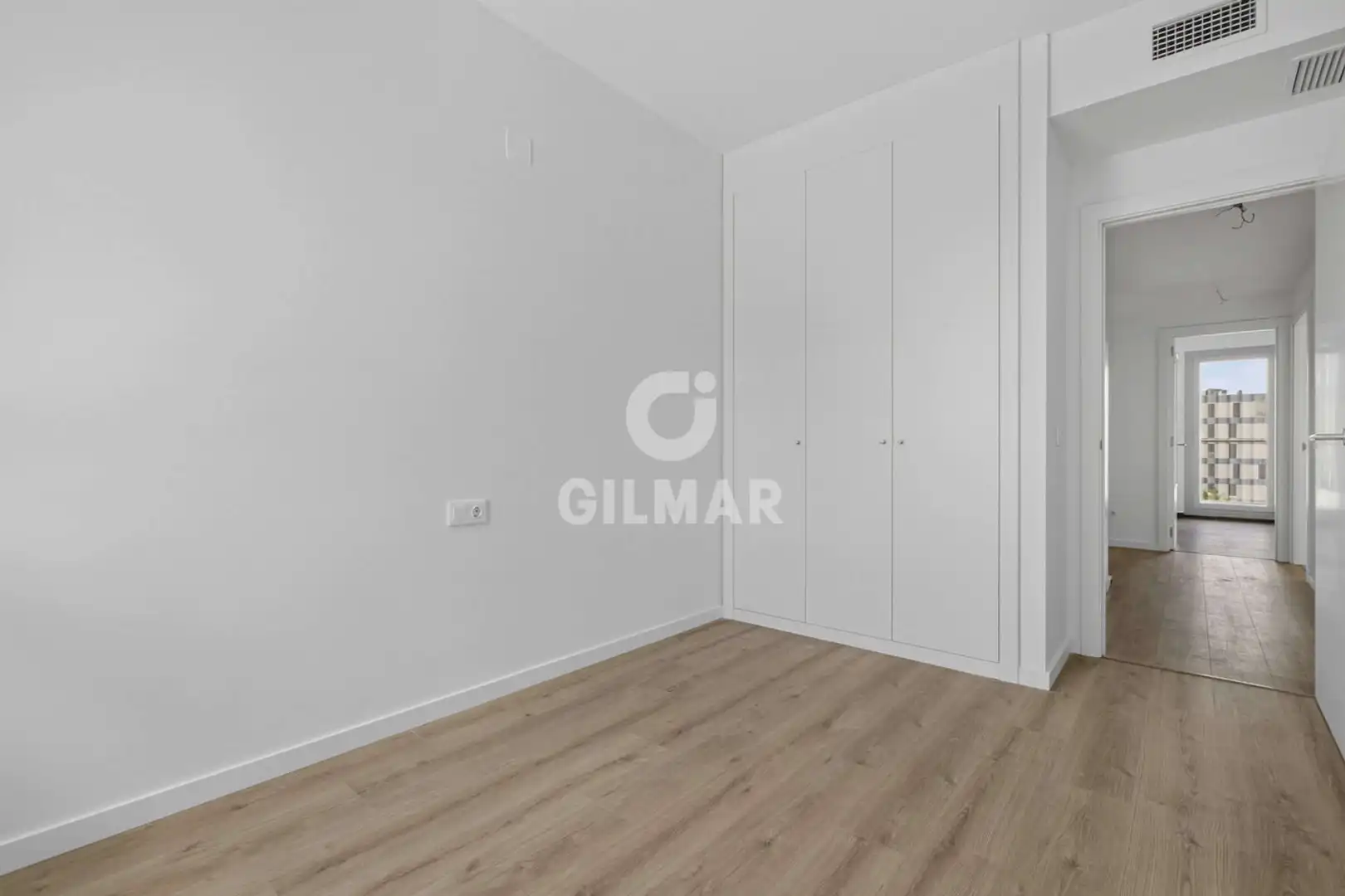 Habitación de Piso en venta en Dos Hermanas con Calefacción, Jardín privado y Trastero