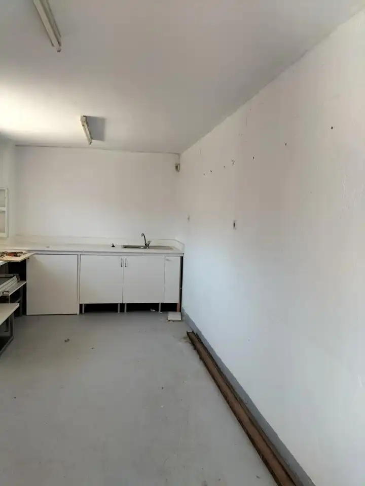Kitchen of Industrial buildings for rent in Alcalá de Henares