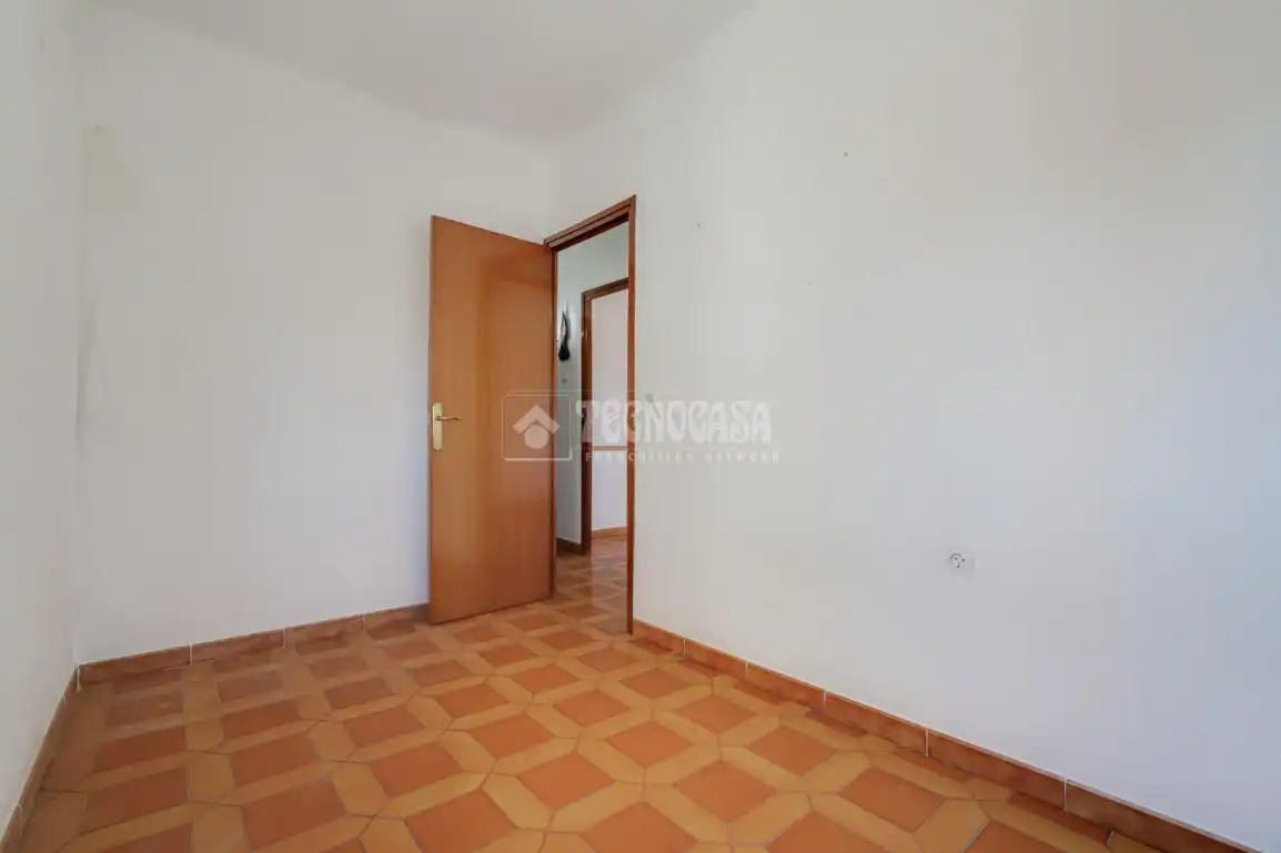 Habitación de Piso en venta en Sant Vicenç Dels Horts con Aire acondicionado y Alarma