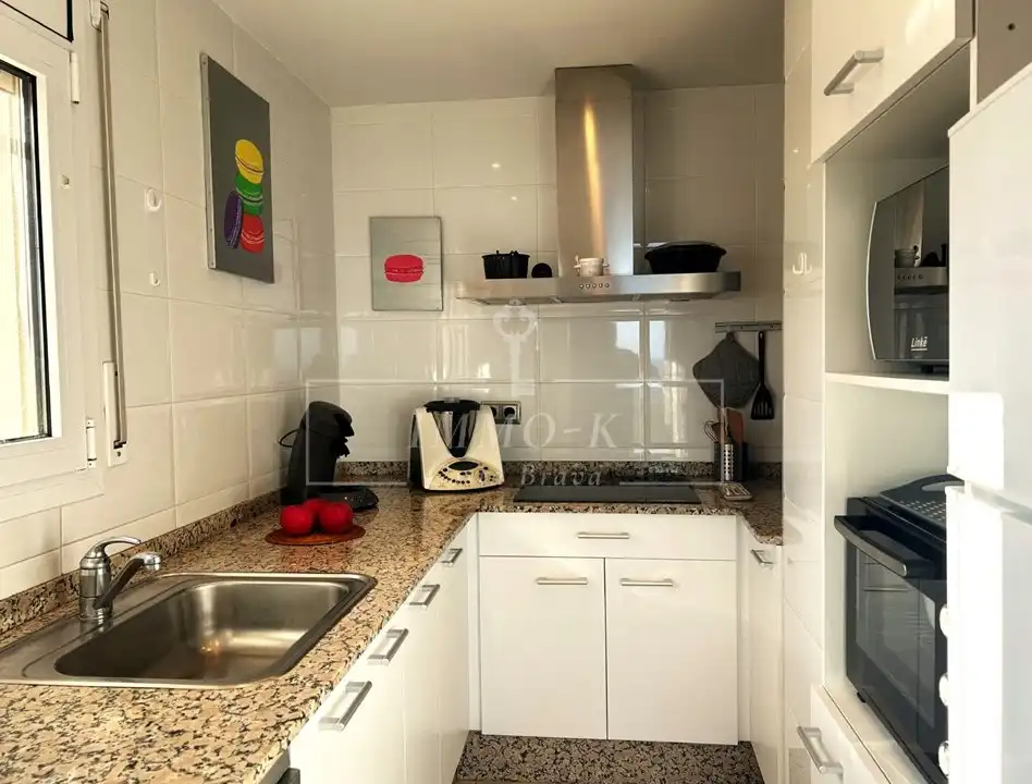 Cuina de Apartament en venda en Llançà amb Terrassa