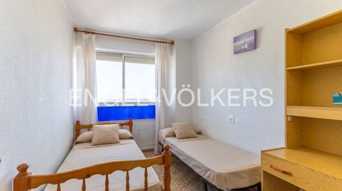Foto 5 de Piso en venta en Carrer Narcís Monturiol, El Perelló, Sueca