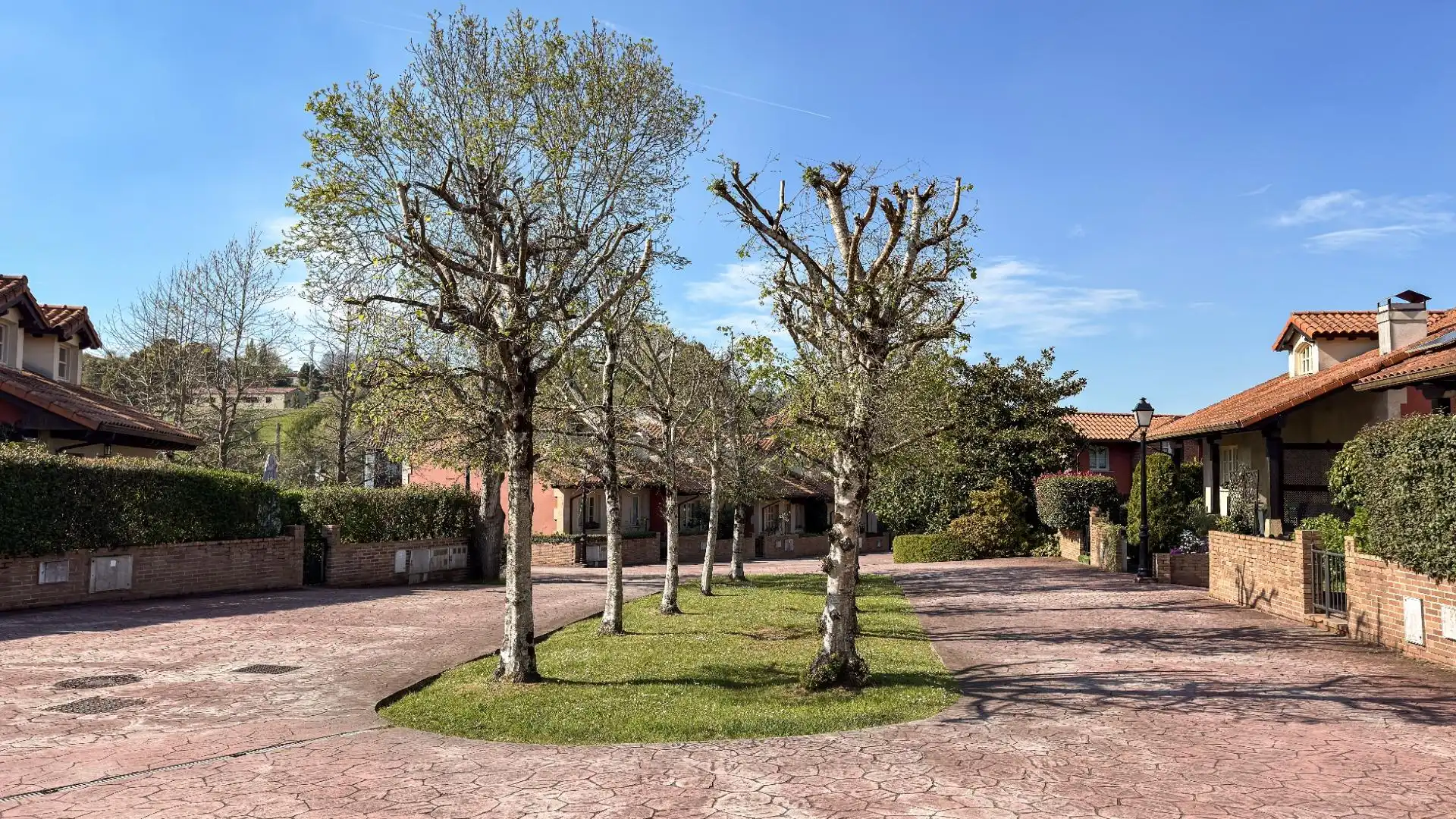 Vista exterior de Apartamento en venta en Comillas (Cantabria) con Calefacción, Terraza y Trastero