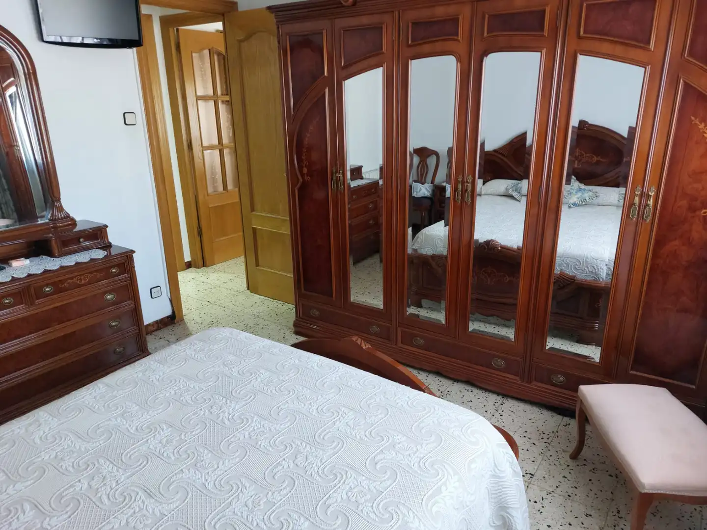 Bedroom of Flat for sale in L'Hospitalet de Llobregat  with Heating and Oven
