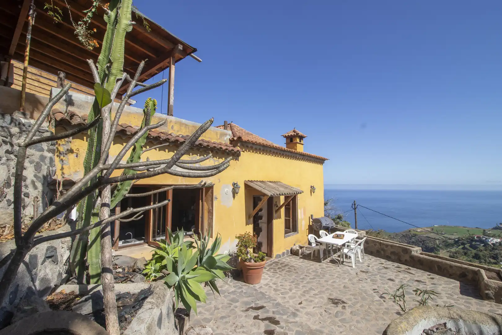Country homes for sale in Los Realejos  with Private garden, Terrace and Storage room