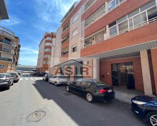 Vista exterior de Garatge en venda en Alzira