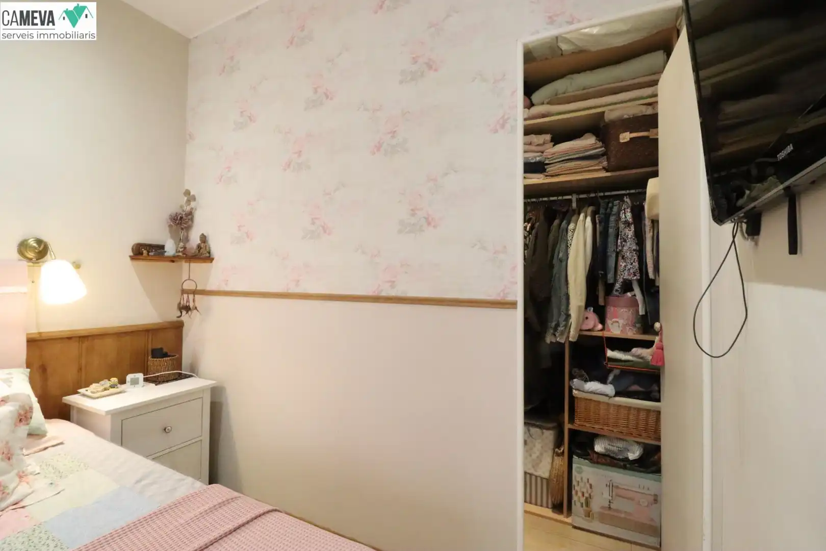 Schlafzimmer von Erdgeschoss zum Verkauf in Badalona mit Klimaanlage, Heizung und Terrasse