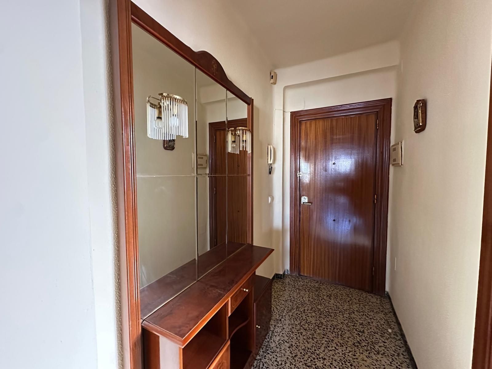 Piso en venta en El Molinillo - Capuchinos, Centro