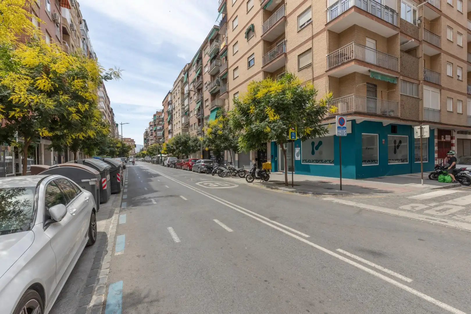 Vista exterior de Pis en venda en Granada