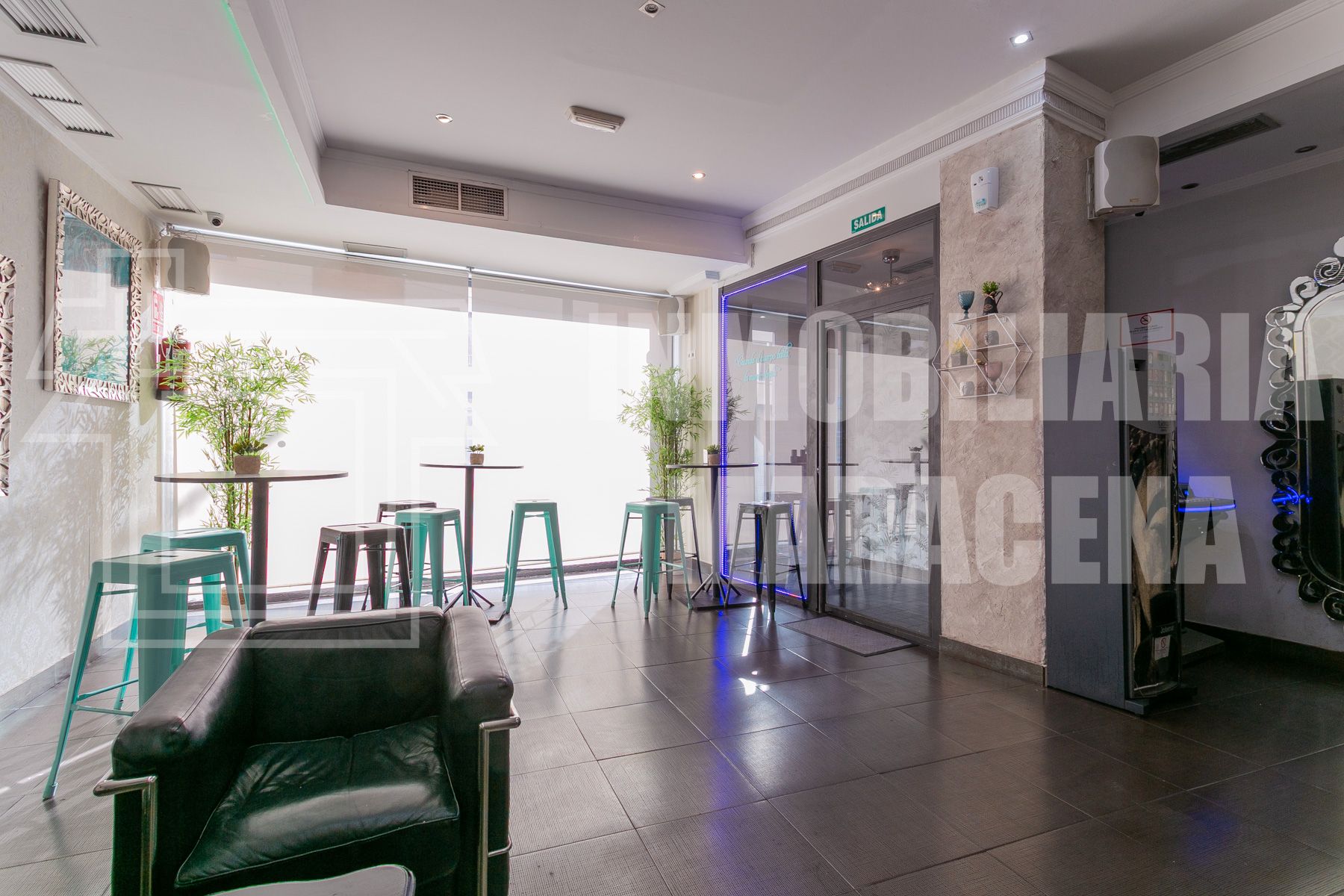 Local en venta en Maracena con Aire acondicionado, Amueblado y Alarma