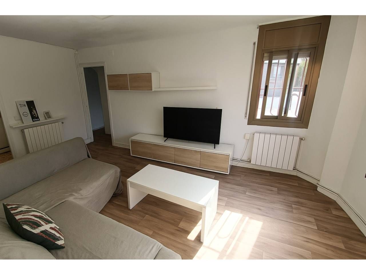 Sala d'estar de Pis en venda en Santa Coloma de Gramenet amb Calefacció