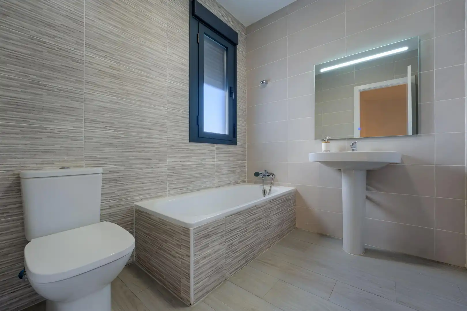Casa pareada en venta en 12 Calle Josefina de la Torre Millares, imagen 17