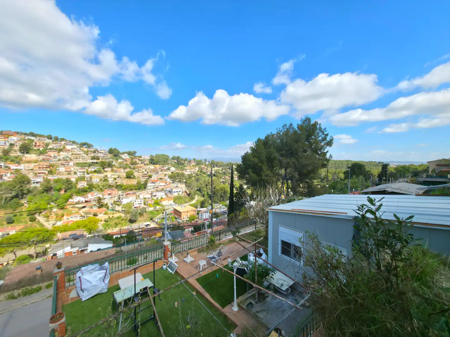 Außenansicht von Residential zum Verkauf in Corbera de Llobregat