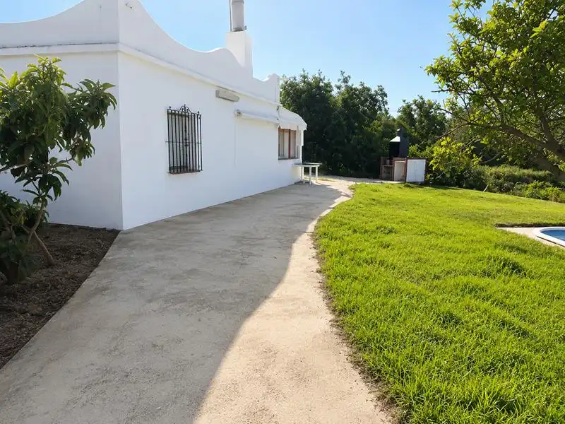 Außenansicht von Grundstücke zum Verkauf in Estepona
