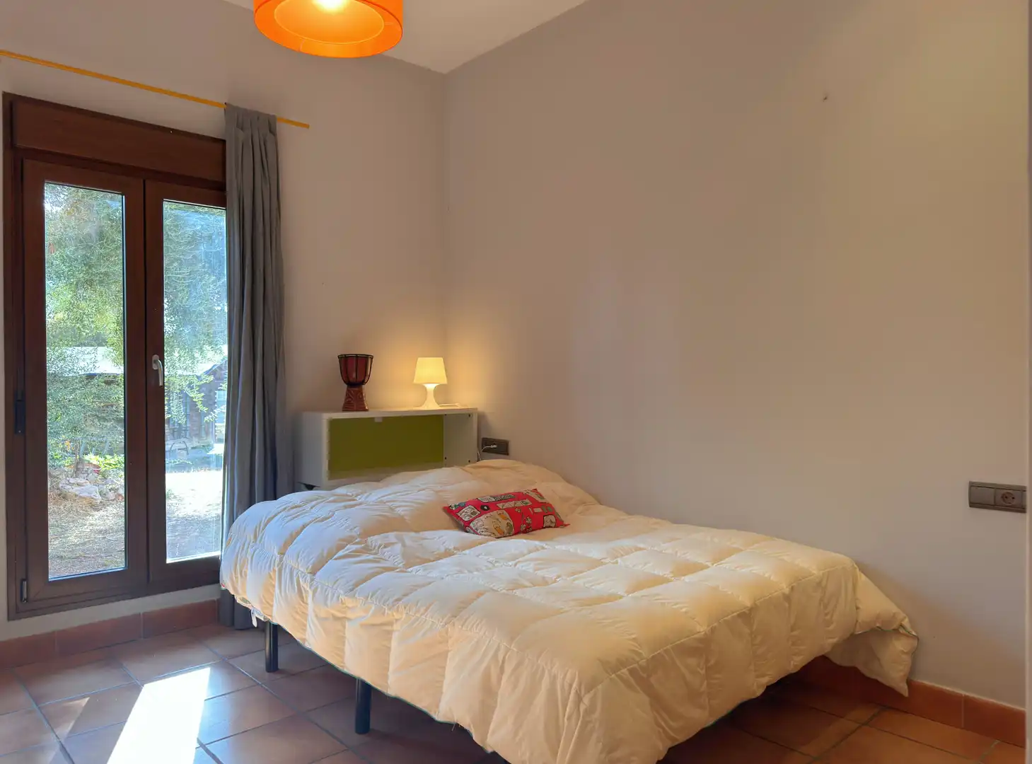 Habitación de Casa o chalet en venta en Carmona con Aire acondicionado, Calefacción y Jardín privado