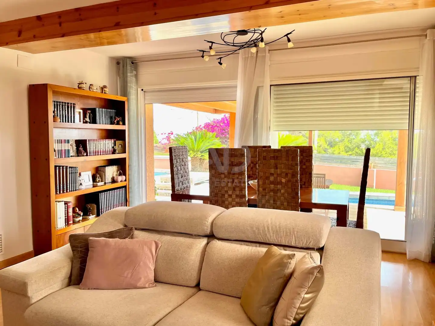 Sala d'estar de Casa o xalet en venda en Peñíscola / Peníscola amb Aire condicionat, Calefacció i Terrassa