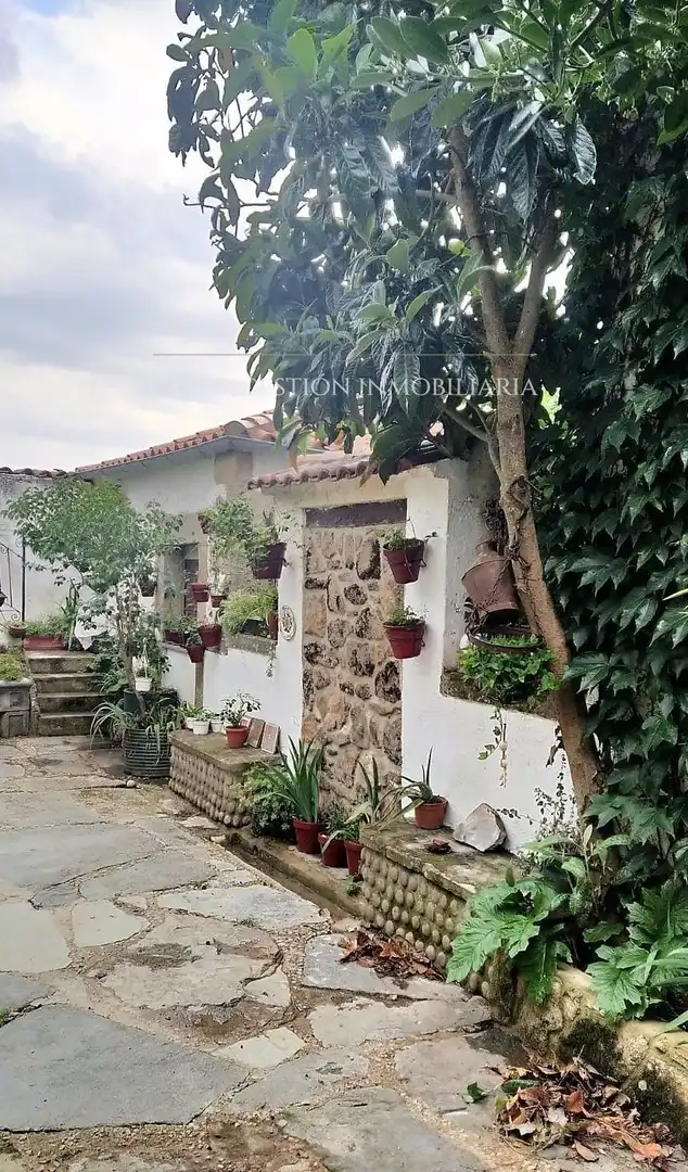 Vista exterior de Casa o xalet en venda en Fuenteliante amb Calefacció, Moblat i Forn