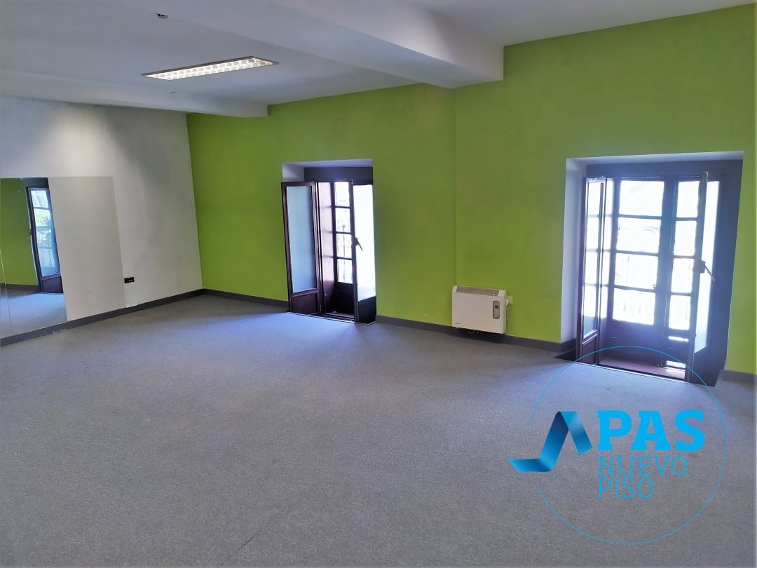 Piso en venta en Reinosa con Calefacción y Alarma