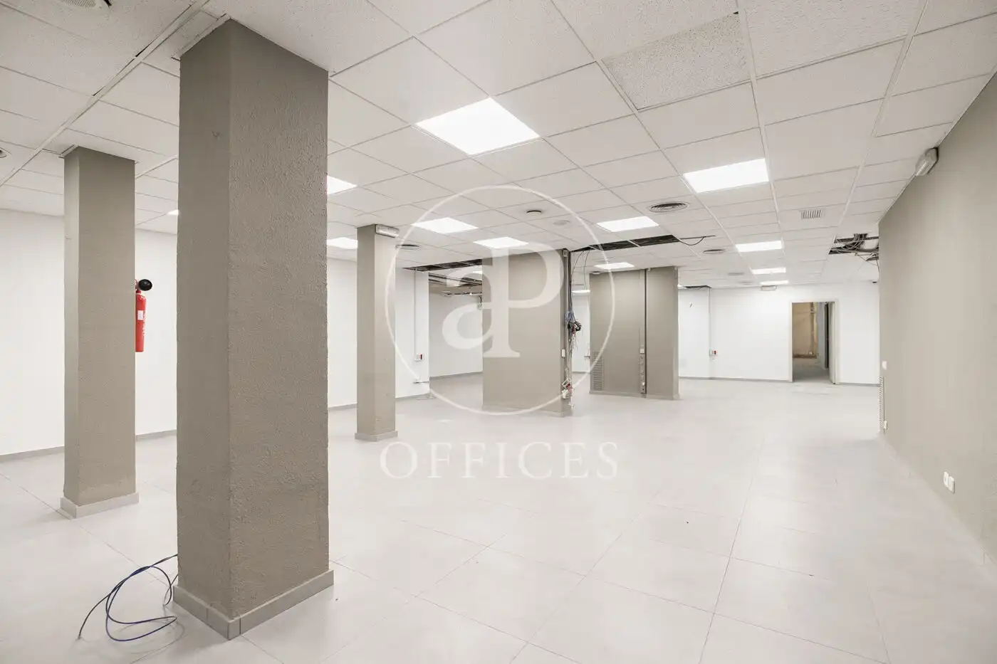 Büro zum Verkauf in Barcelona mit Klimaanlage und Heizung