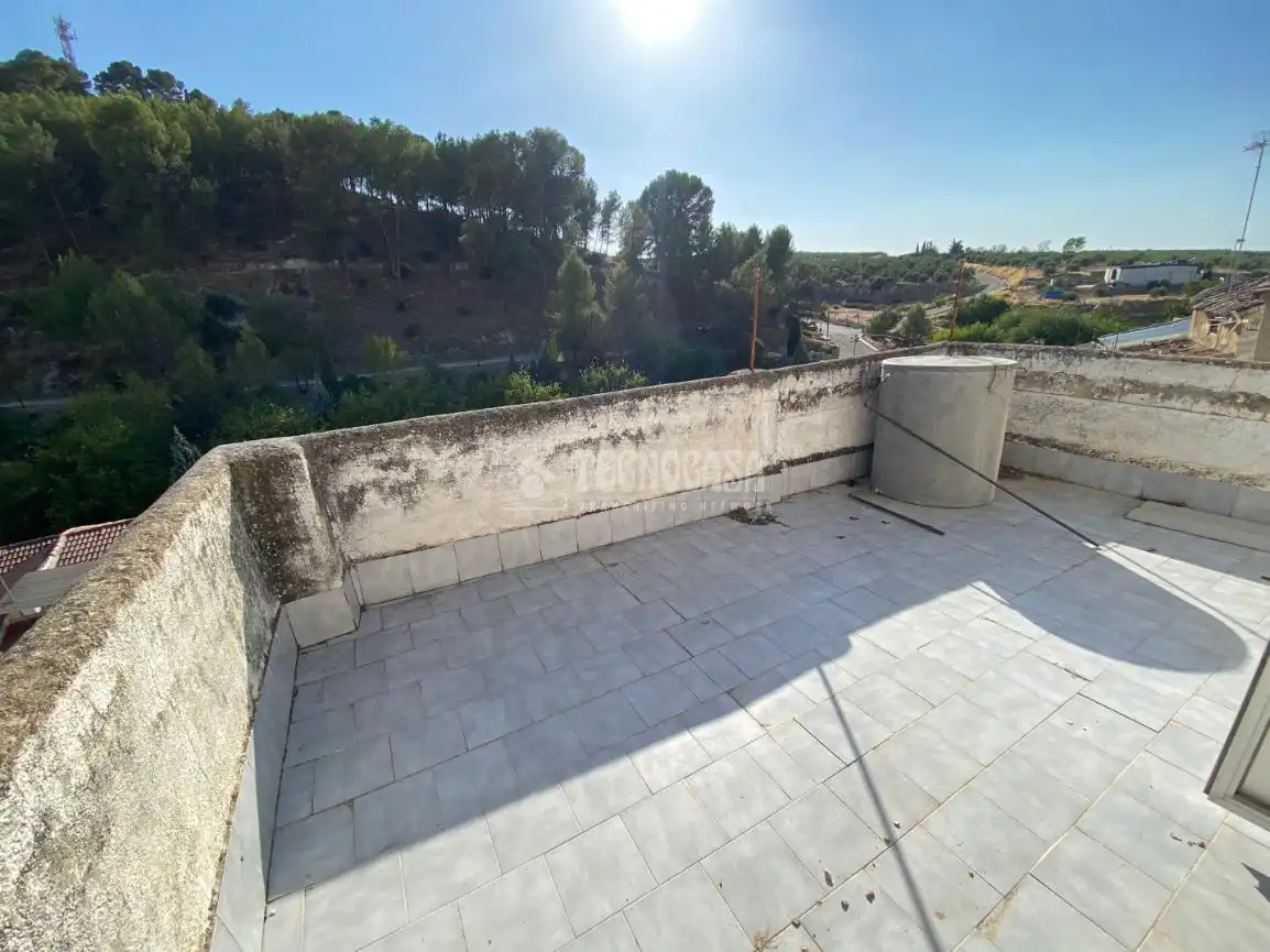 Terraza de Casa adosada en venta en Torredonjimeno