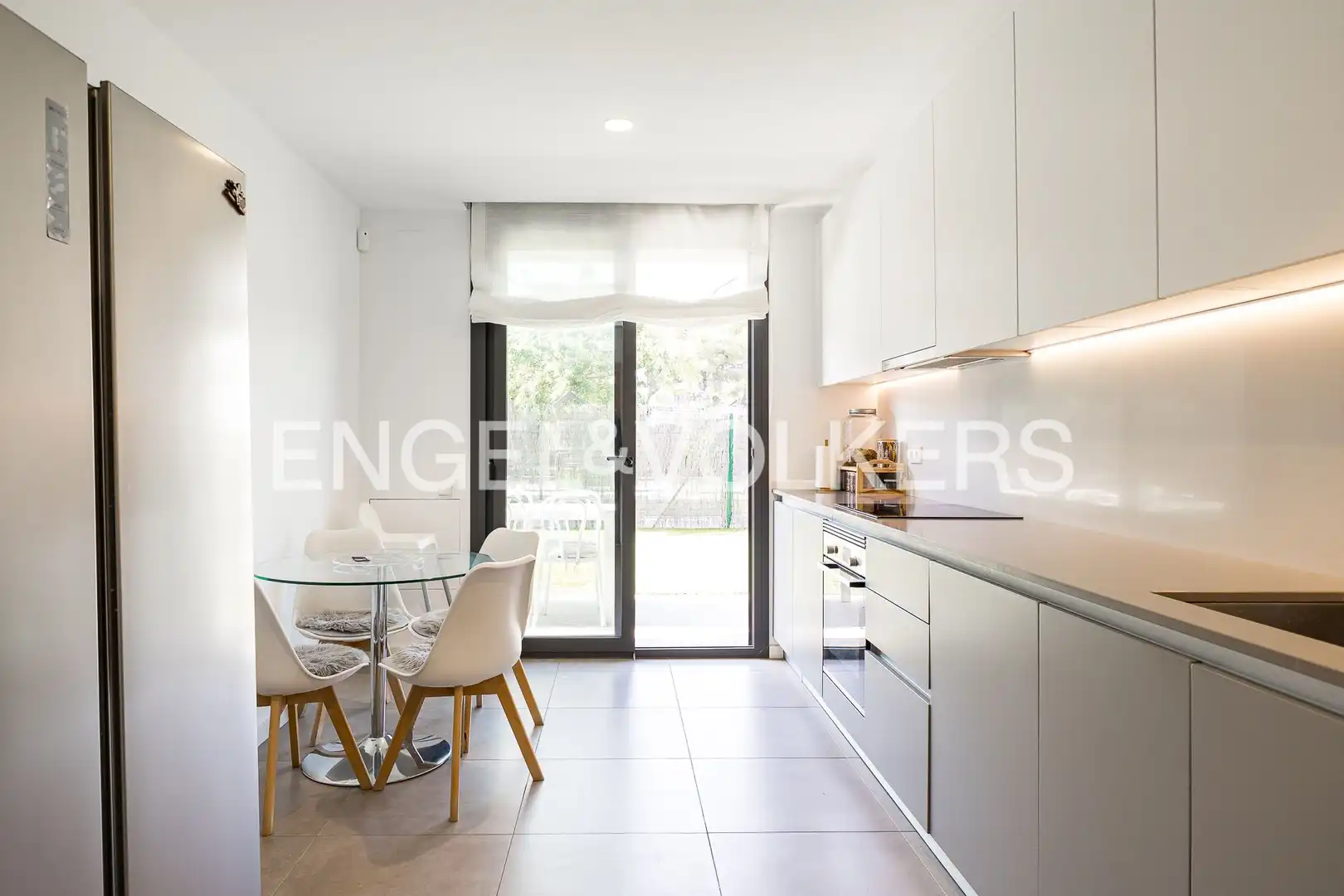Kitchen of Detached homes for sale in El Vendrell  with Air Conditioner, Heating and Private garden