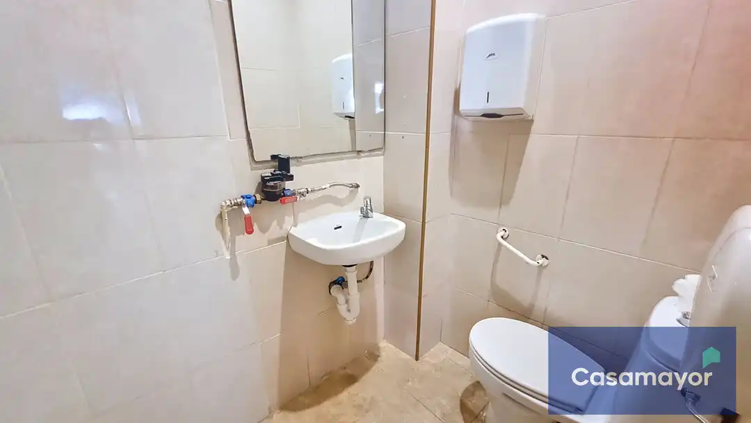 Bany de Local en venda en Alicante / Alacant